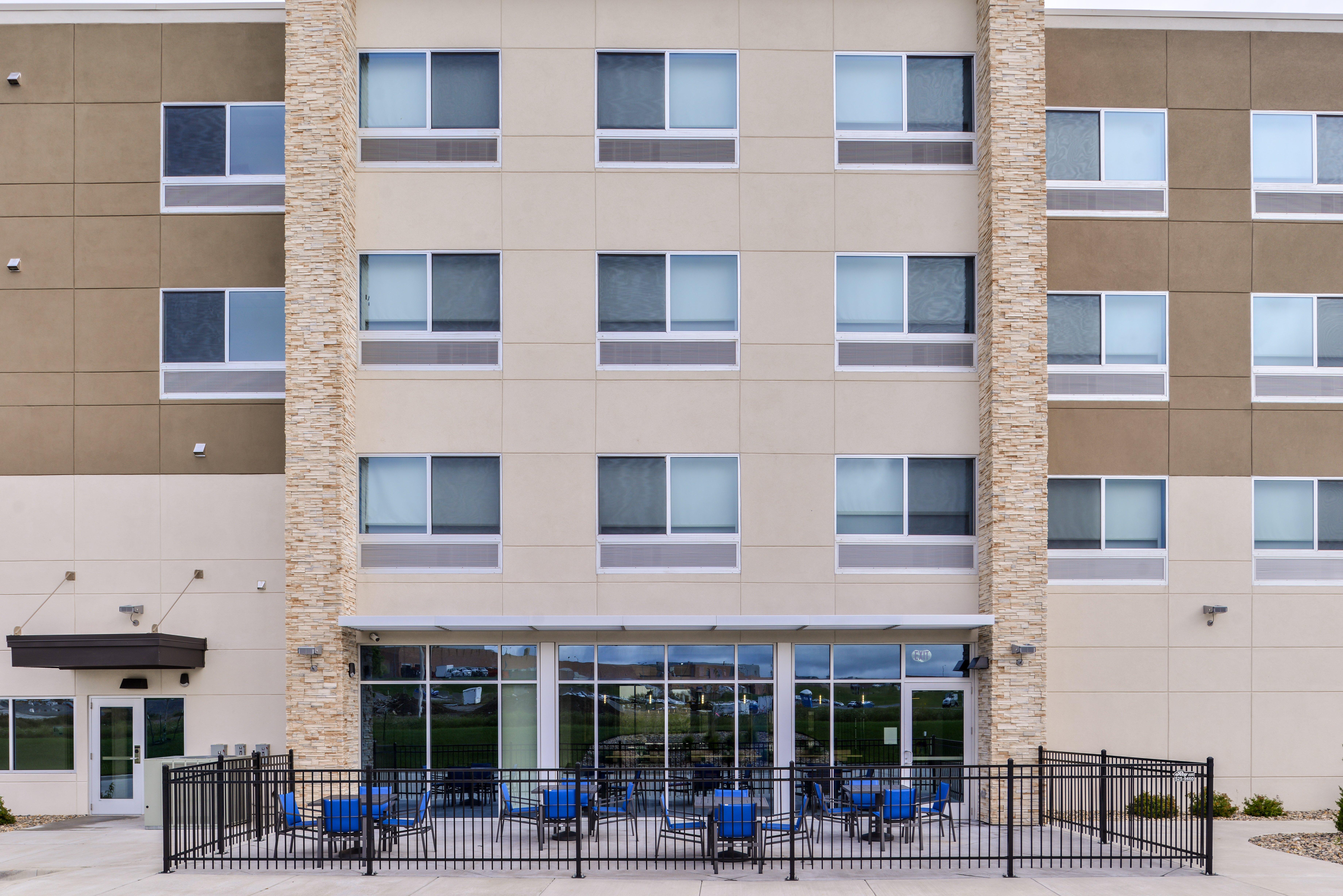 Holiday Inn Express & Suites - Kansas City - Lee'S Summit By Ihg Exterior foto