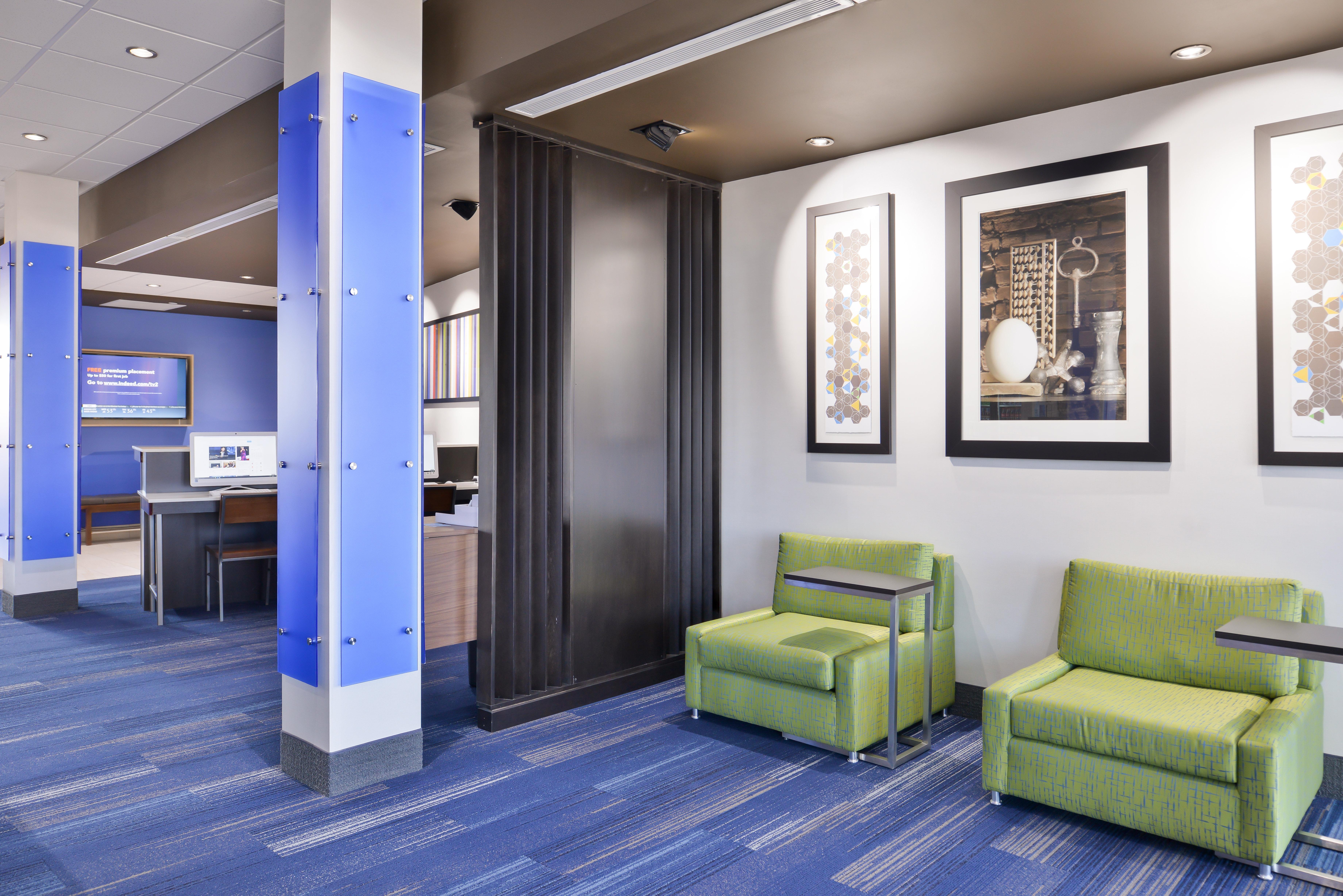 Holiday Inn Express & Suites - Kansas City - Lee'S Summit By Ihg Exterior foto